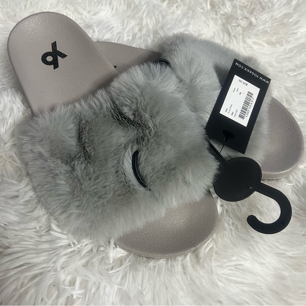 Grey Faux Fur Slides NWT | Gray Fluffy Comfy Y6 Yoga Slippers Size 9
